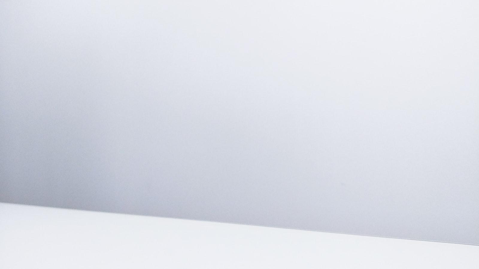 - Strategies for‍ Building⁣ and Maintaining a Positive⁣ Online Reputation